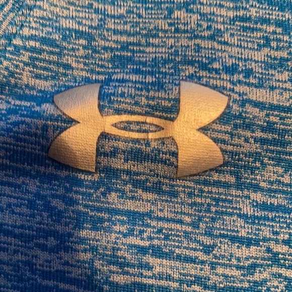 Under Armour tshirt - Picture 3 of 7